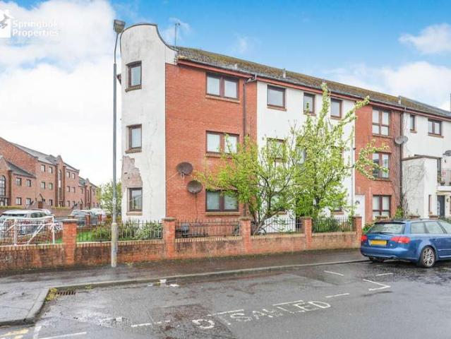 Flat for sale in Ayr, Fort