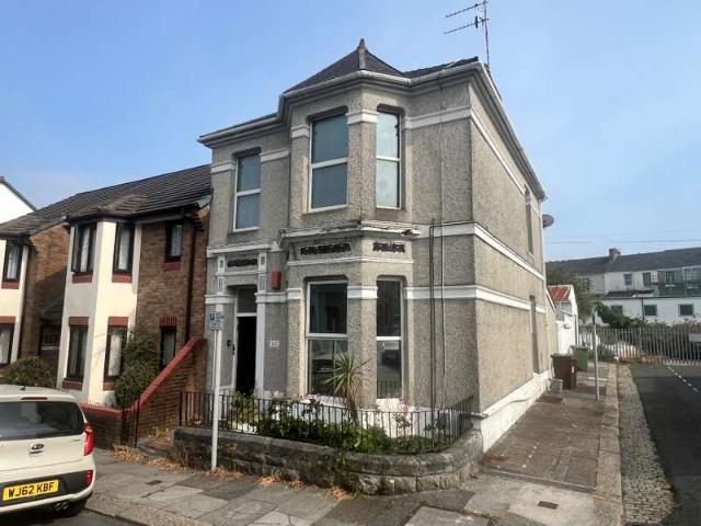 Flat for sale in St.Judes, Mount Wise