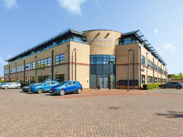 Flat for sale in Slough