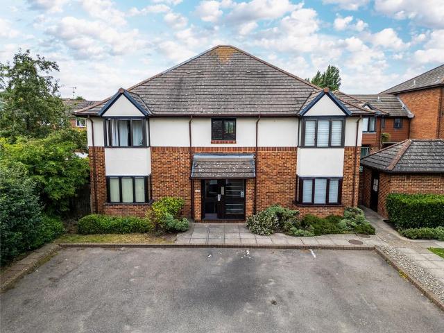 Flat for sale in Milton, Hamerton