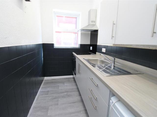 Flat for rent in Revoe, Blackpool
