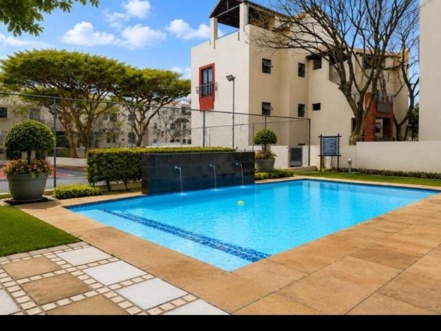 Apartment for rent in Johannesburg Ward 103, Randburg