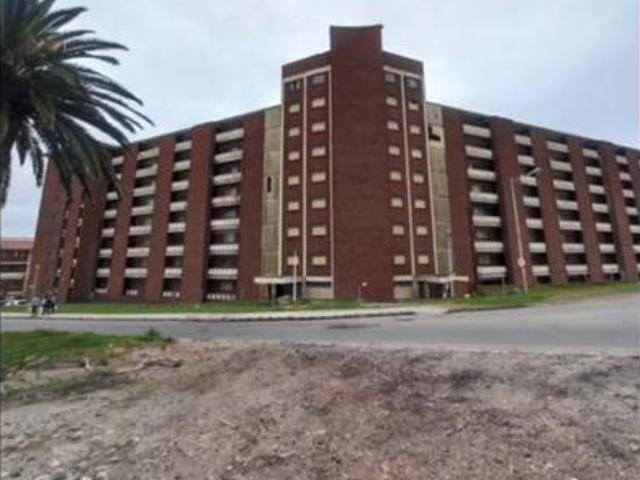 Apartment for sale in Gqeberha (Port Elizabeth), Nelson Mandela Bay Metropolitan Municipality
