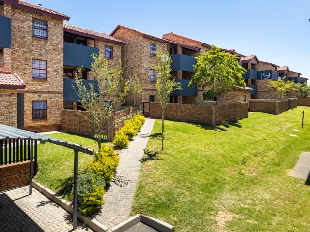 Apartment for rent in Johannesburg Ward 92, Midrand
