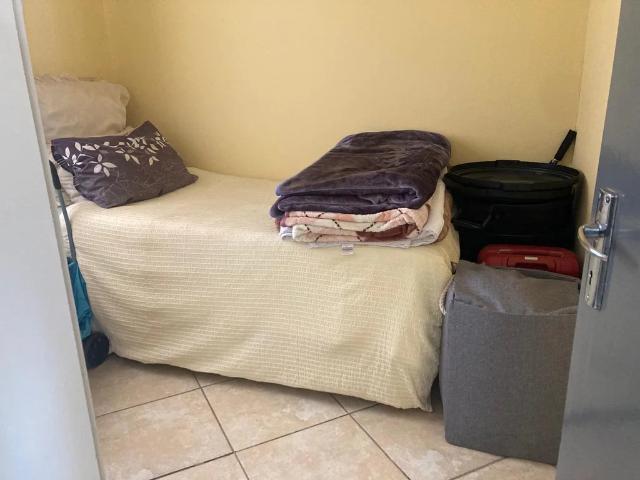 Apartment for sale in Vosloorus, Gauteng