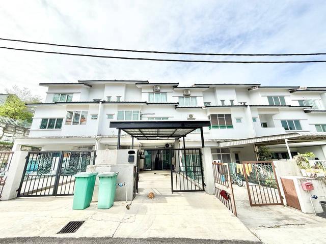 Townhouse for sale in Kajang, Langat