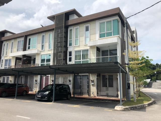Townhouse for sale in Kajang, Langat