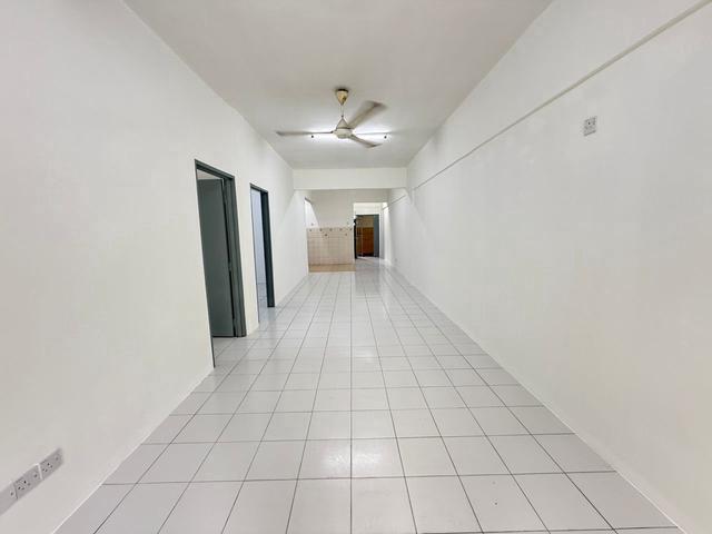 Apartment for sale in Port Klang, Selangor
