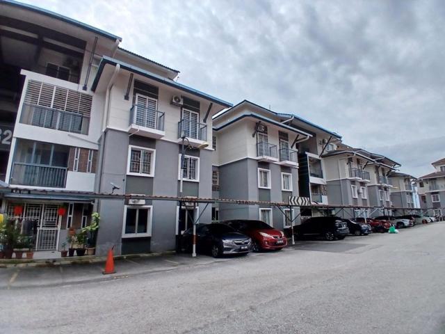 Townhouse for sale in Selayang, Selangor