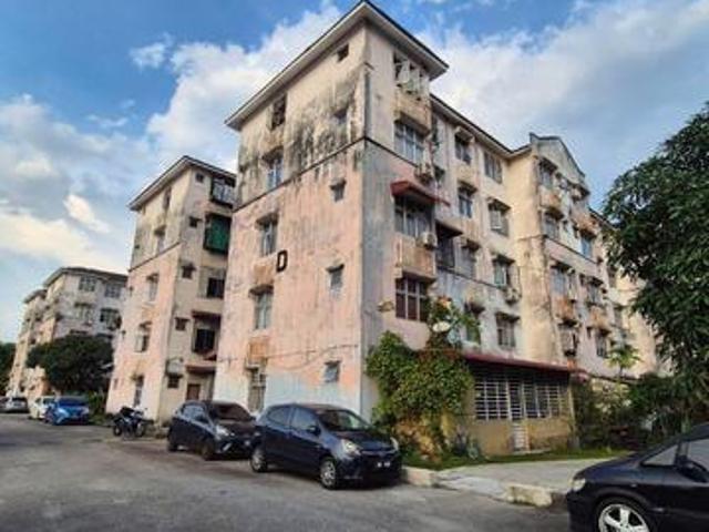Apartment for sale in Kajang, Langat