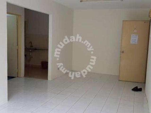 Apartment for sale in Petaling, Damansara Damai