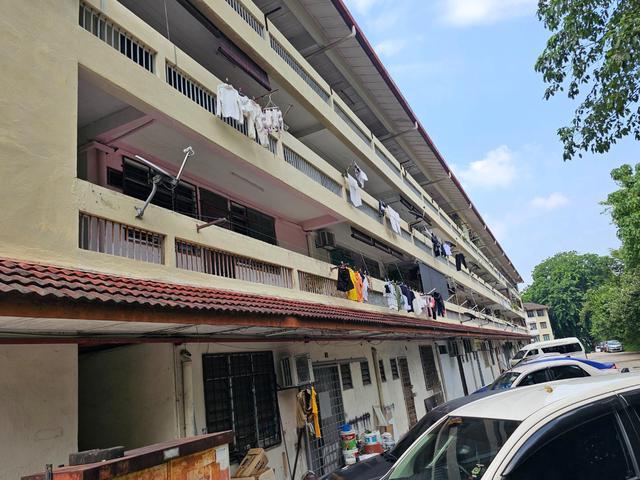 Apartment for sale in Country Heights Damansara, Kuala Lumpur