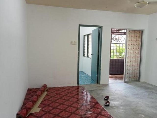 Apartment for sale in Sendayan Village, Negeri Sembilan