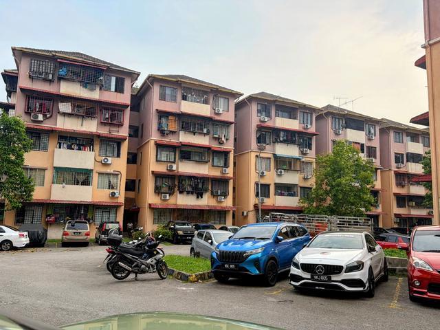 Apartment for sale in Petaling, Subang Jaya