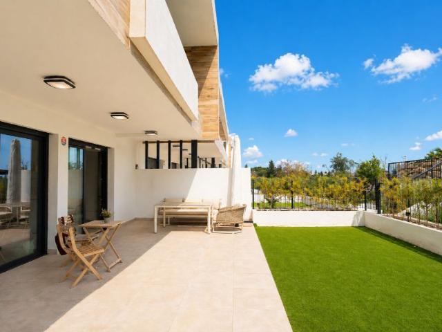 Apartamento en alquiler en Atalaya-Isdabe, Costa del Sol Occidental