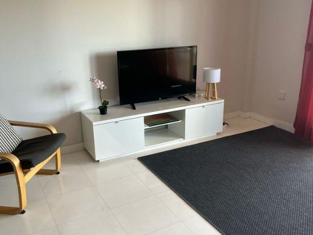 Apartamento en alquiler en Casares, La Perla de Bahía