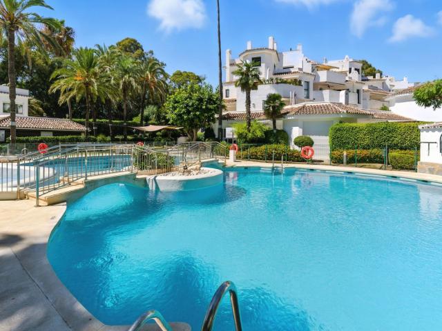 Apartamento en alquiler en Rícmar, Costa del Sol Occidental