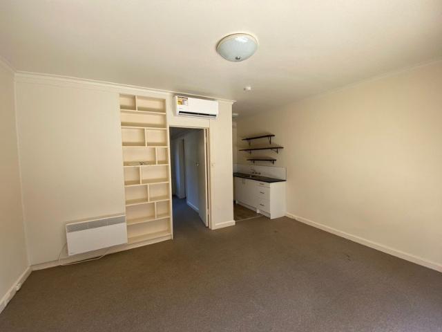 Apartment for rent in Ormond, Melbourne