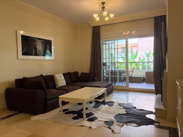 Apartamento en alquiler en Nueva Andalucía, Costa del Sol Occidental