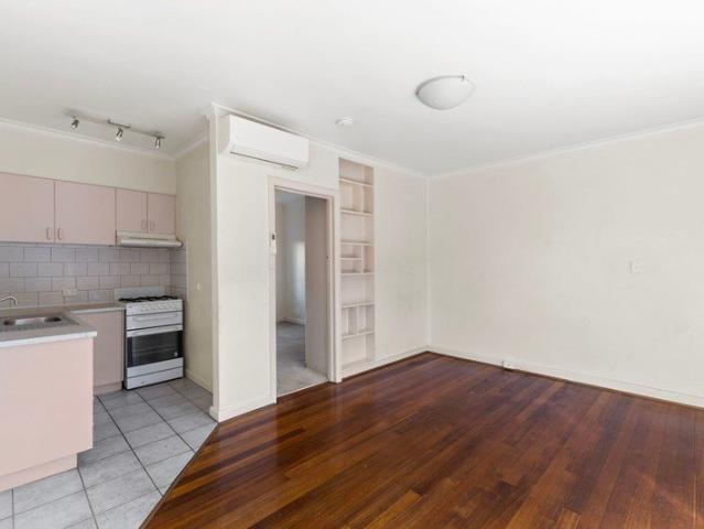 Apartment for rent in Glen Huntly, Melbourne