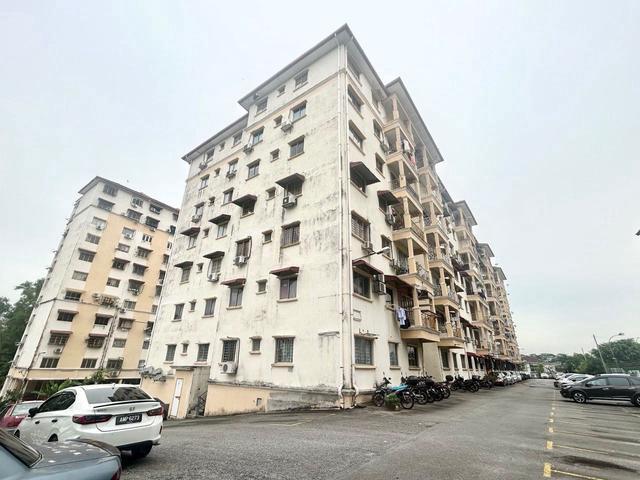 Apartment for sale in Kajang, Langat