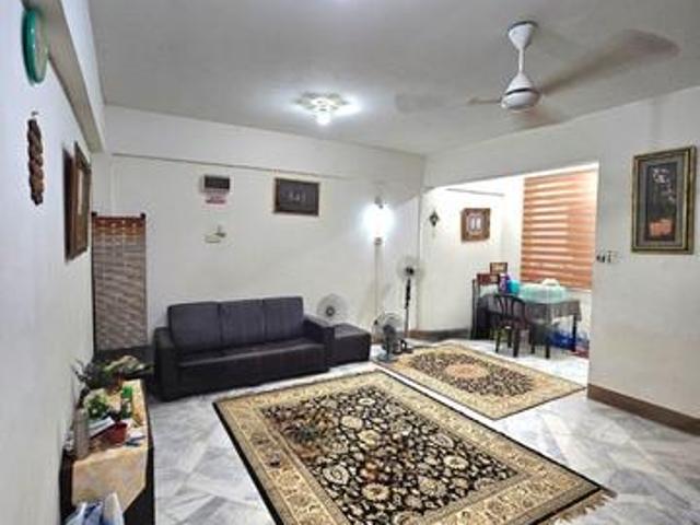 Apartment for sale in Kajang, Langat