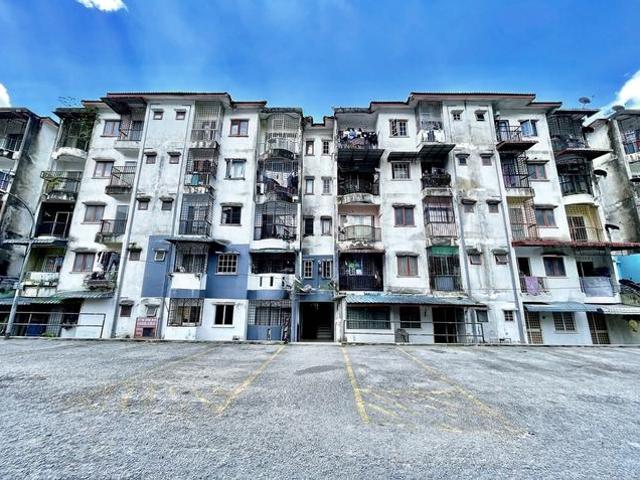 Flat for sale in Kajang, Langat