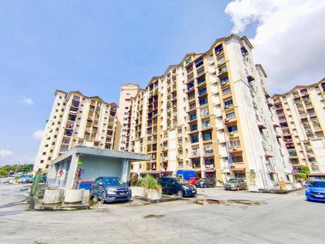Apartment for sale in Petaling, Subang Jaya