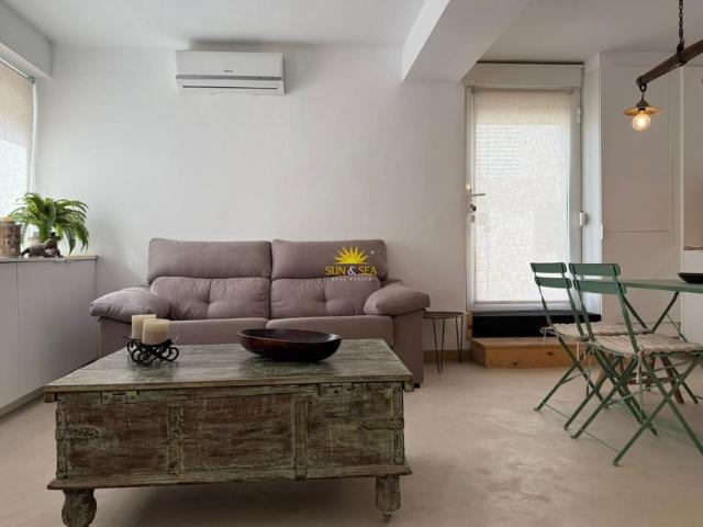 Apartamento en alquiler en Barri Port / Centre, Dénia