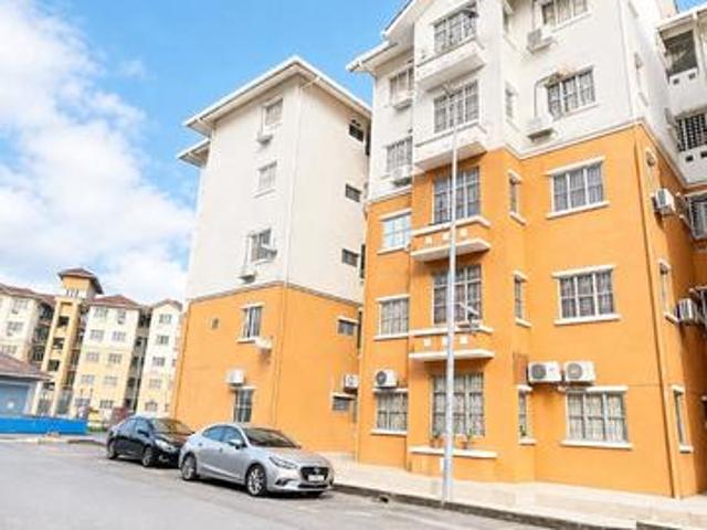 Apartment for sale in Petaling, Damansara Damai