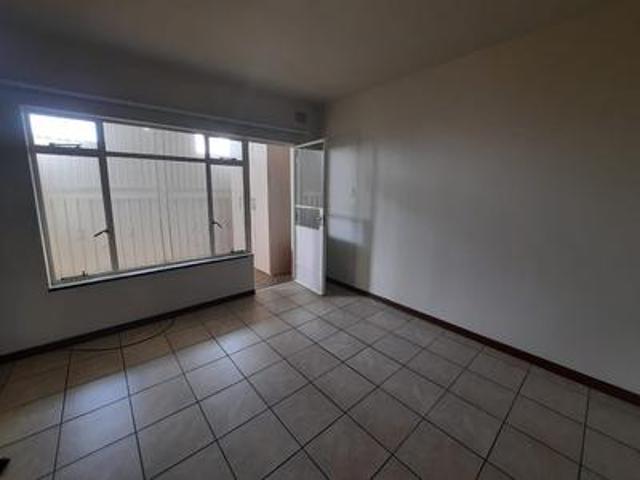 Apartment for rent in Vanderbijlpark, Emfuleni Local Municipality