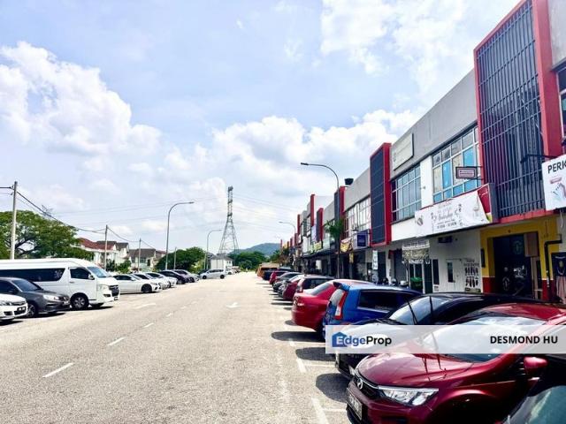 Shop for rent in Kajang, Langat