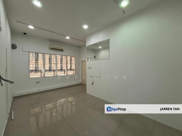 Shop for rent in Petaling, Subang Jaya