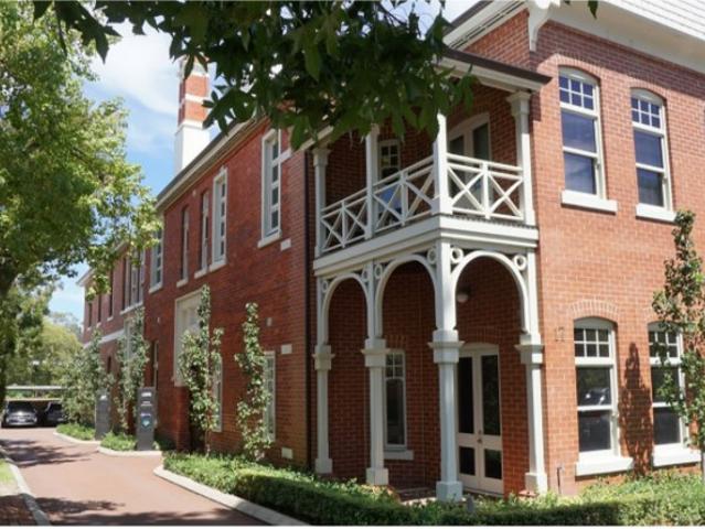 Office for rent in Cockburn, Western Australia