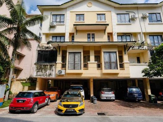 Townhouse for sale in Country Heights Damansara, Kuala Lumpur