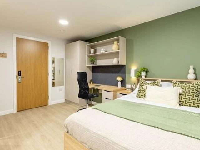 Studio for rent in Fishergate, High Field