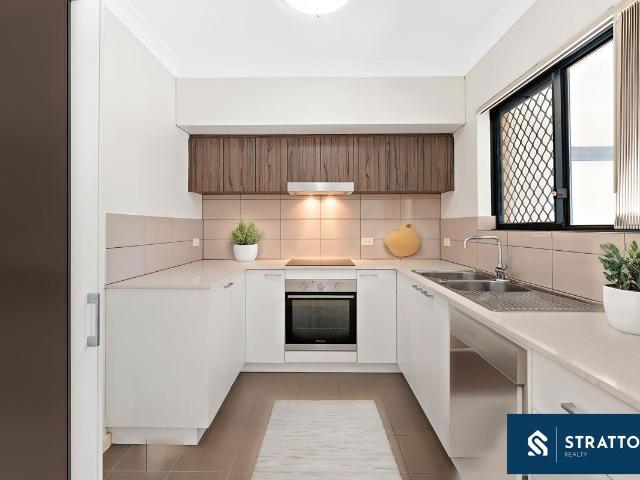 House for sale in Canning, Queens Park