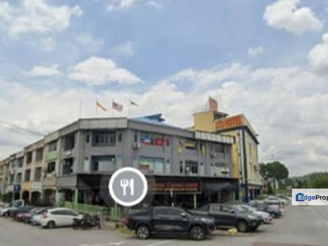 Shop for rent in Kampung Batu 14, Puchong, Majlis Bandaraya Subang Jaya