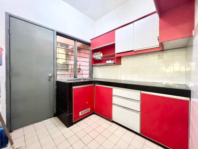 Apartment for sale in Kajang, Langat