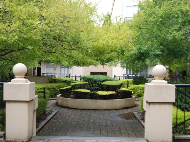 Apartment for rent in Carlton Apartment for rent in Carlton