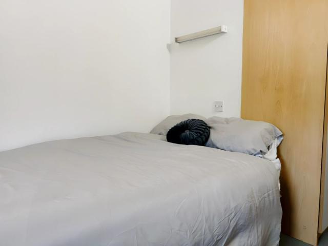 Room for rent in Great Horton, West Yorkshire