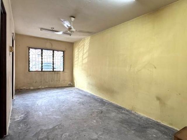 Apartment for sale in Petaling, Damansara Damai