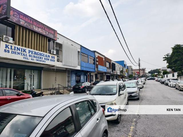 Shop for sale in Petaling, Damansara Damai