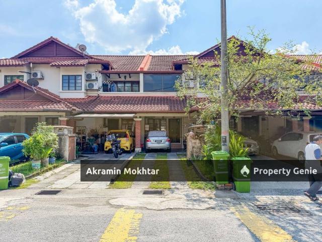 Townhouse for sale in Country Heights Damansara, Kuala Lumpur