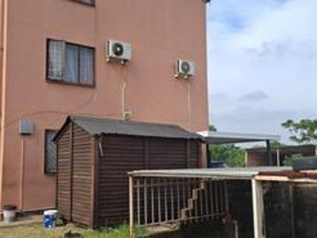 Apartment for sale in Phoenix, Kwazulu-natal