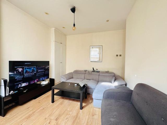 Apartment for rent in Greenhill, Greater London