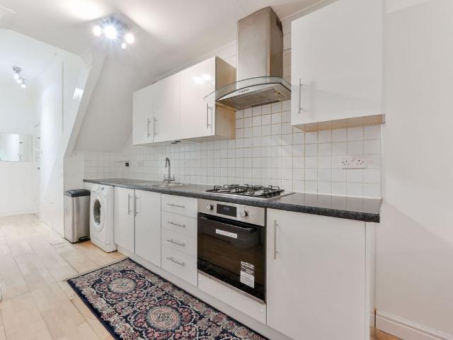 Apartment for rent in London Borough of Ealing, Greater London
