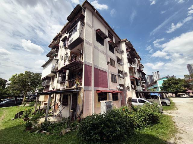 Flat for sale in Country Heights Damansara, Kuala Lumpur