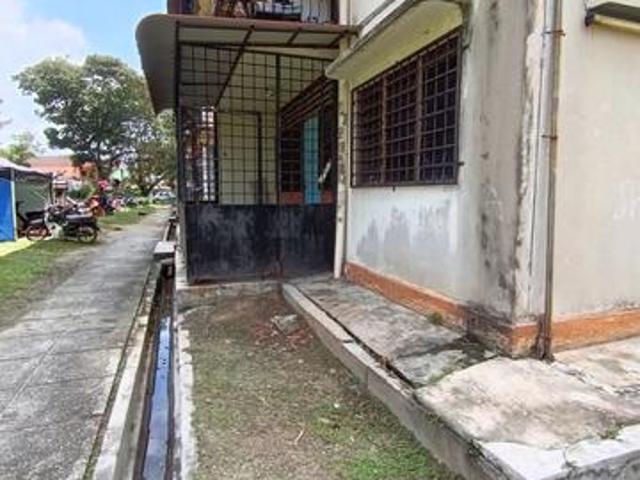 Flat for sale in Petaling, Alam Impian