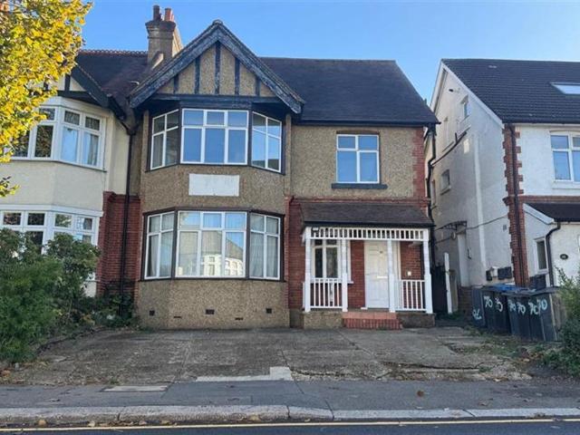Apartment for rent in London Borough of Croydon, Greater London